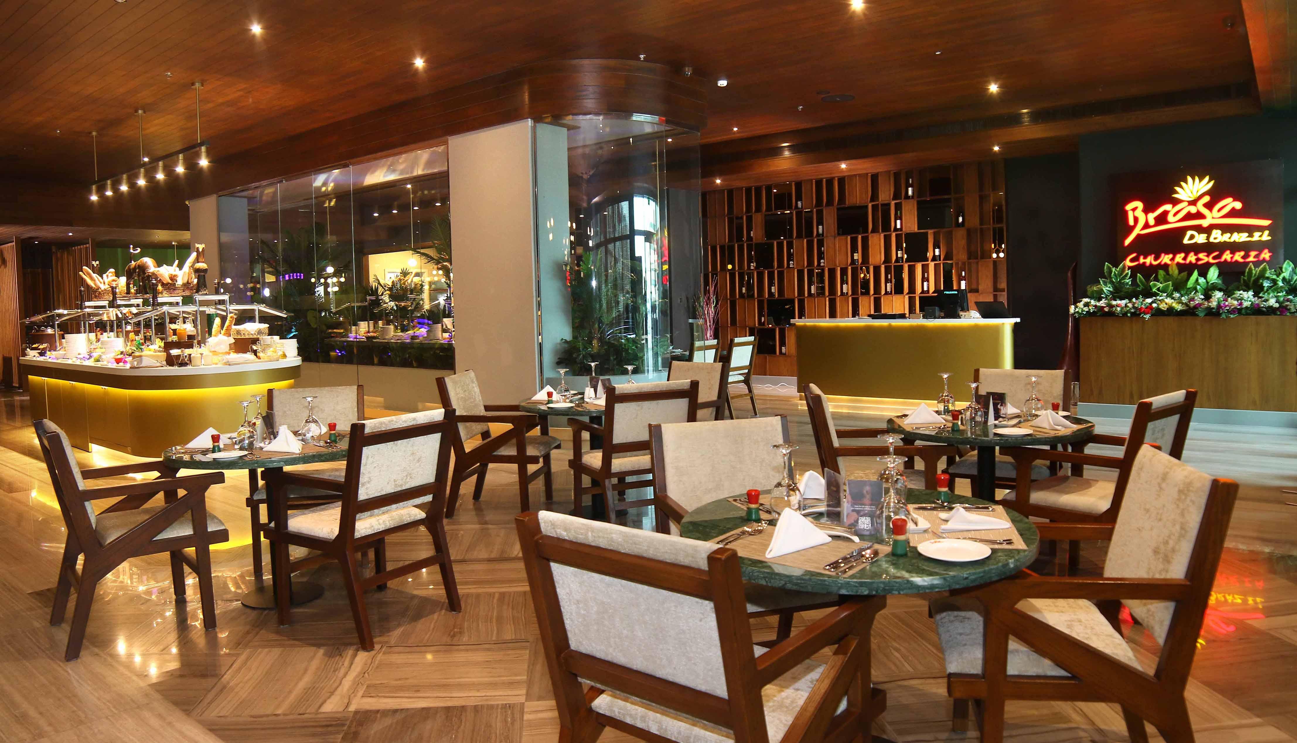 Park Regis Lotus Hotel Манама Экстерьер фото